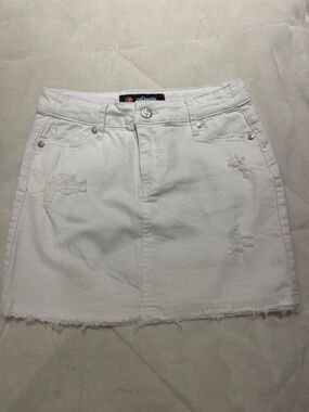 White Distressed Denim Mini Skirt - Casual Raw Hem